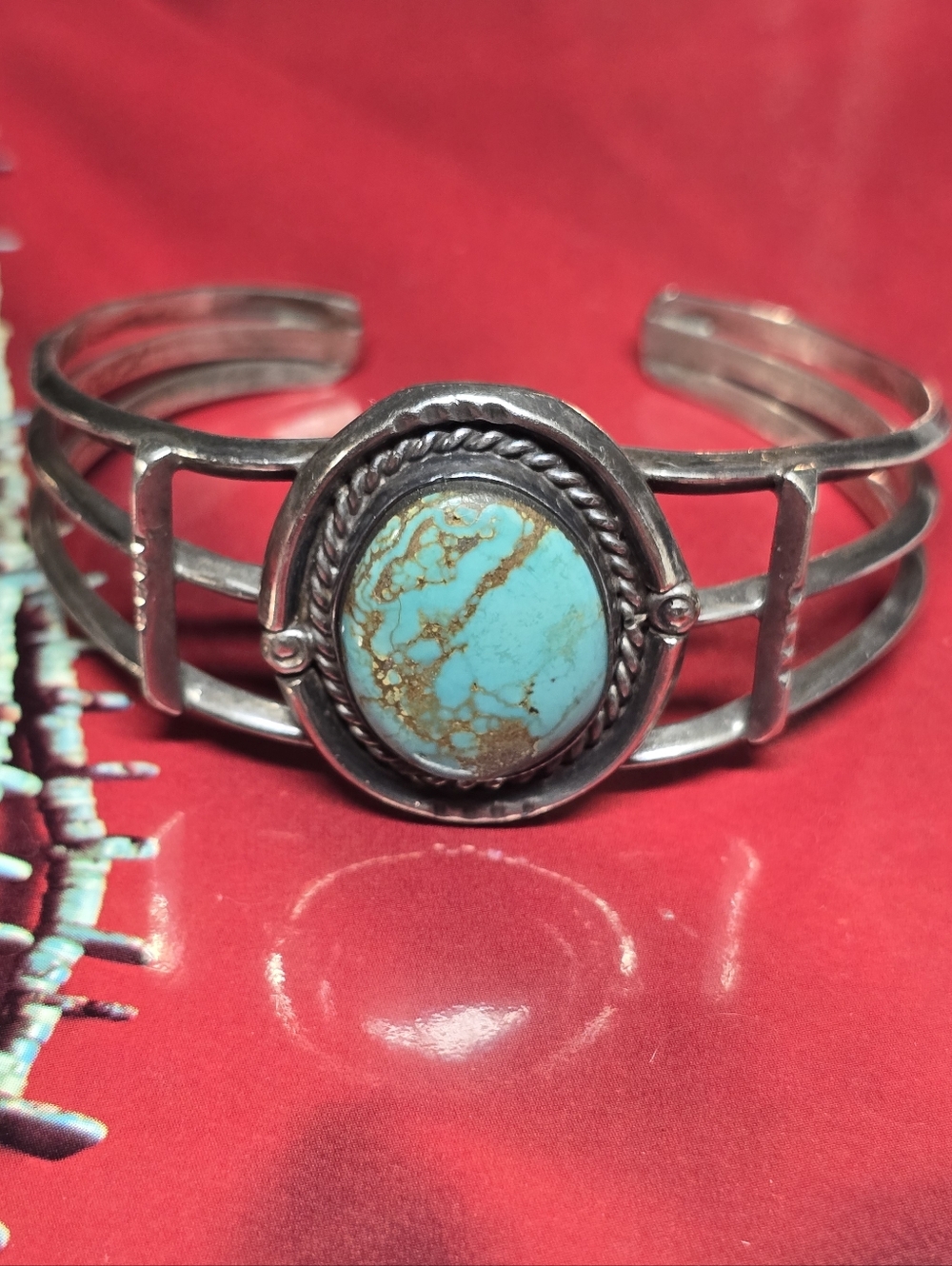 Vintage Navajo Sterling Silver And Number 8 Turquoise Exquisite Cuff Bracelet - Picture 3 of 5